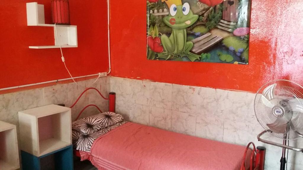 Hospedaje La Rana บัวโนสไอเรส ภายนอก รูปภาพ