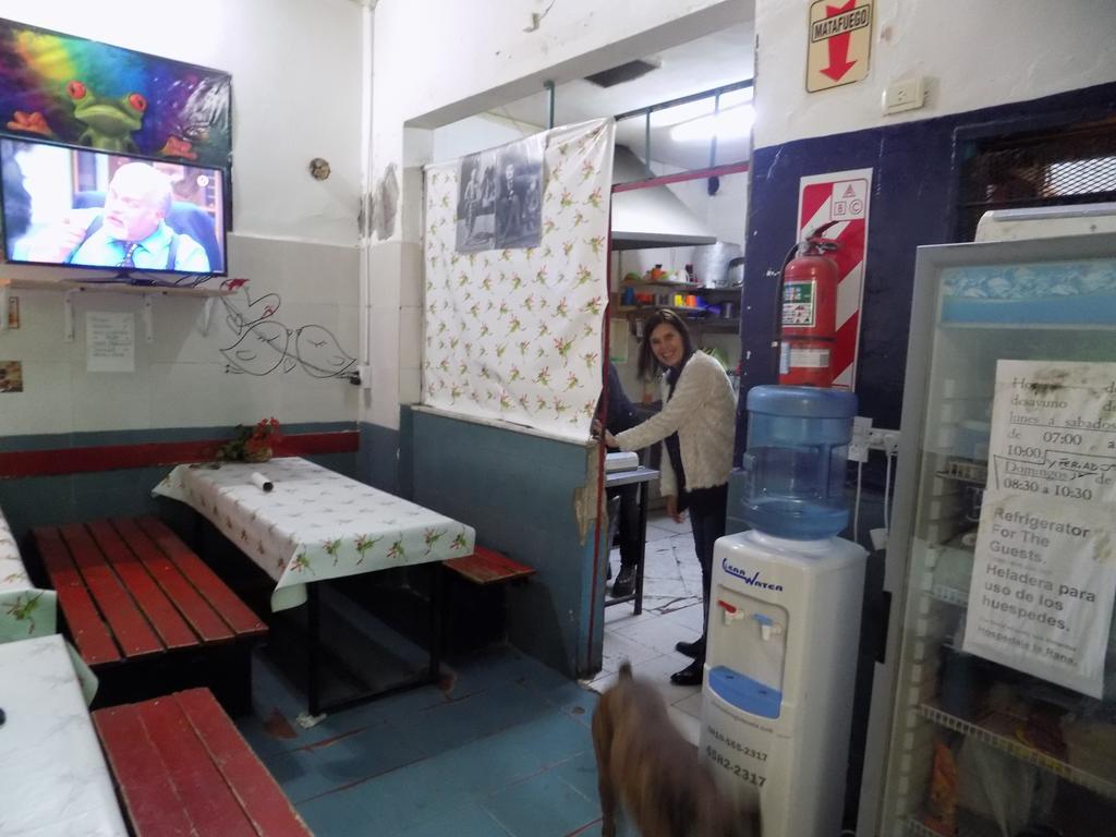 Hospedaje La Rana บัวโนสไอเรส ภายนอก รูปภาพ